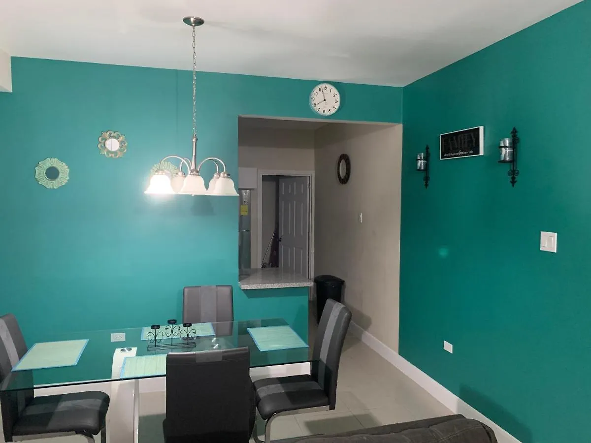 Aquamarine Resort-Style Vacations Lucea Holiday home
